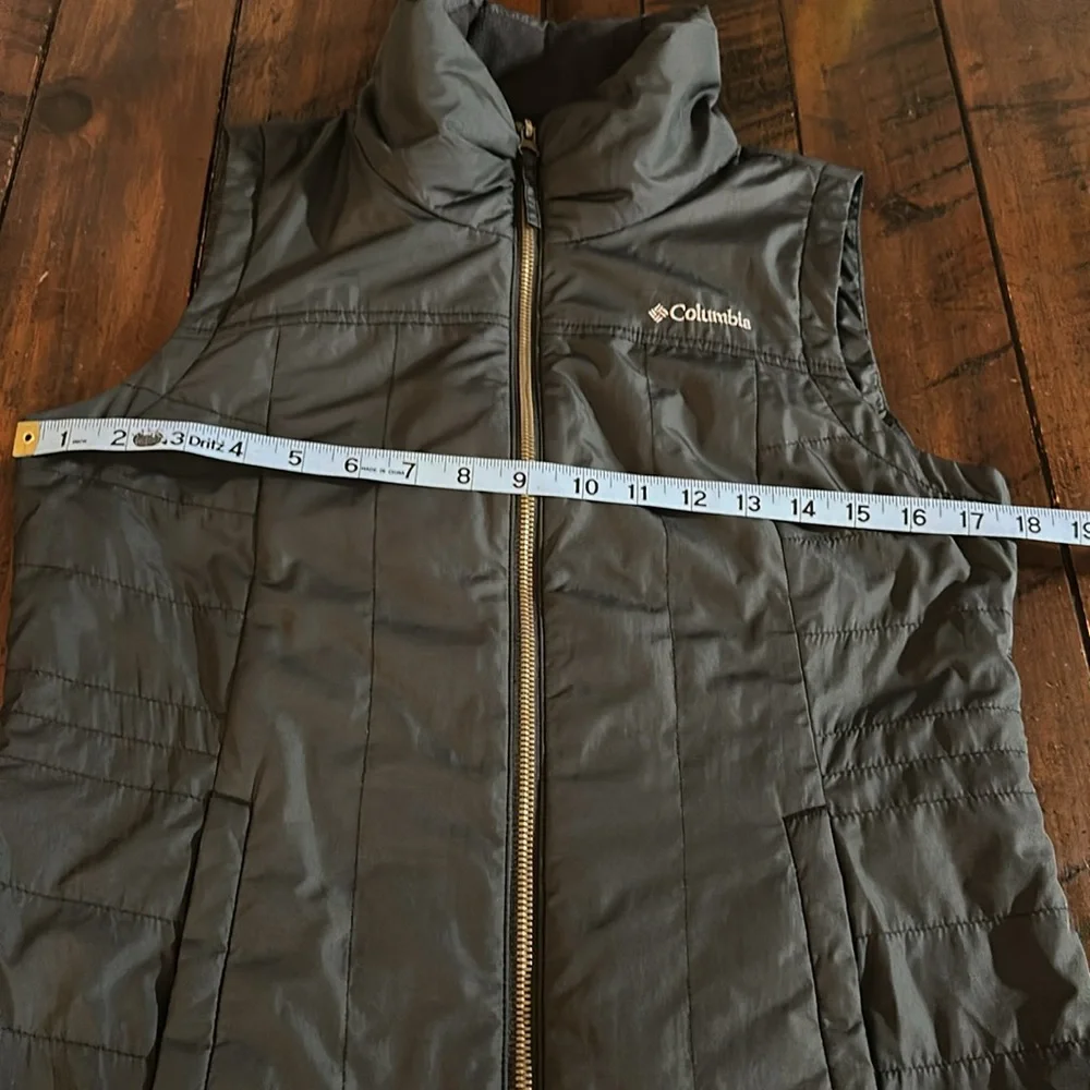 Columbia Vest - Picture 6 of 7